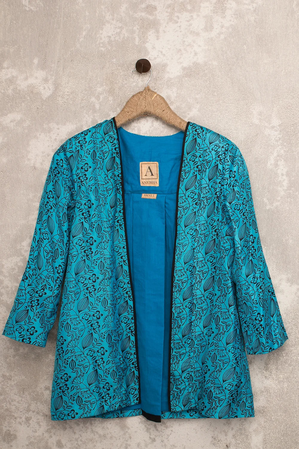 Nargis silk jacket